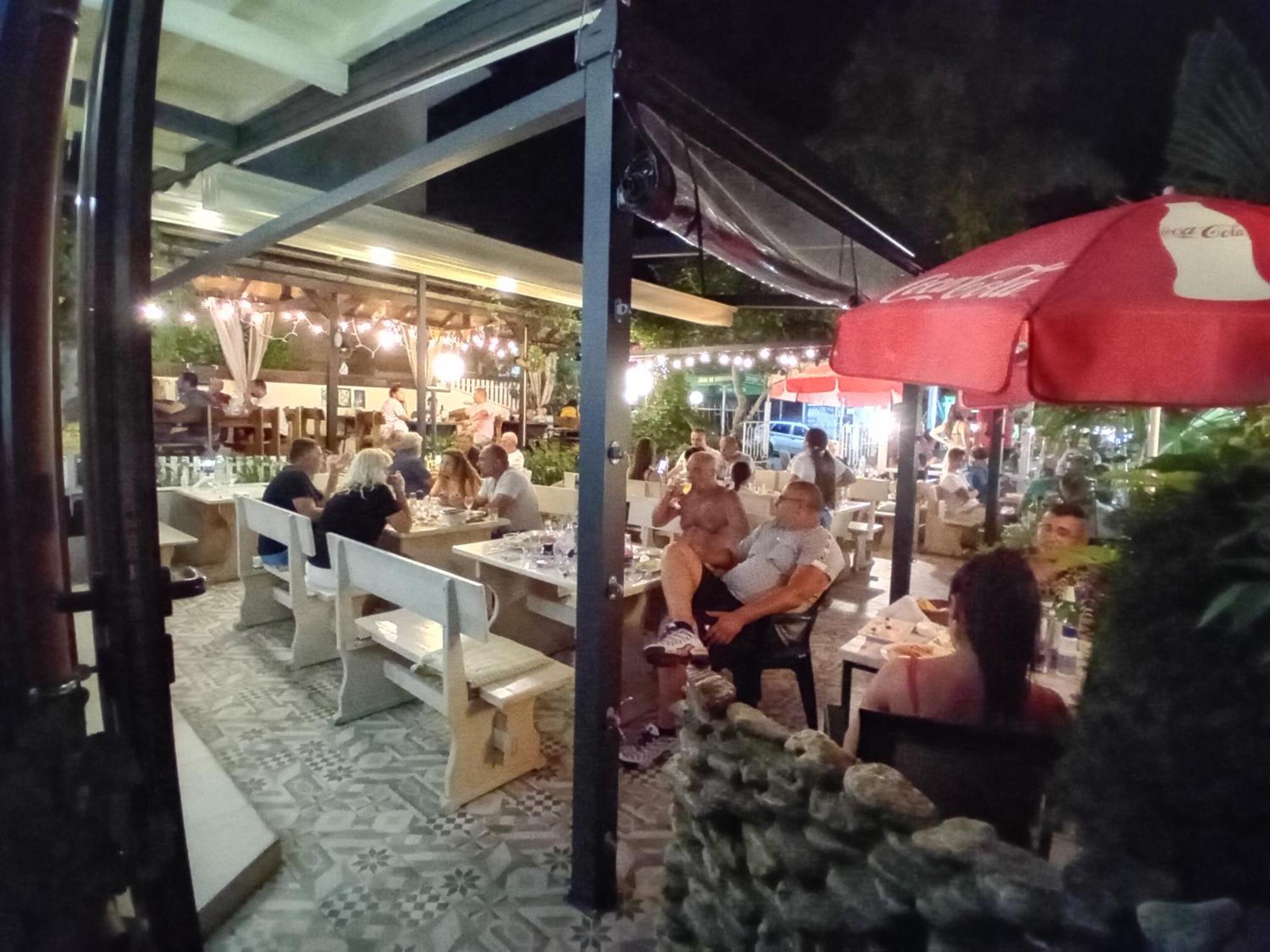 Guesthouse Oasis كيتن المظهر الخارجي الصورة
