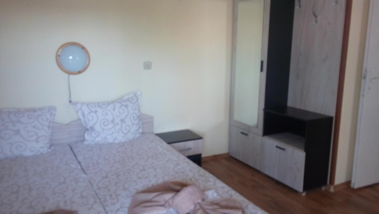 Guesthouse Oasis كيتن المظهر الخارجي الصورة